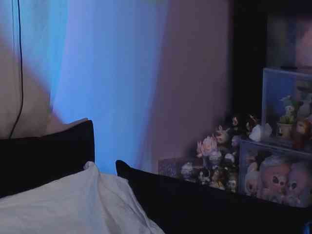 Kira_Li_Lime webcam