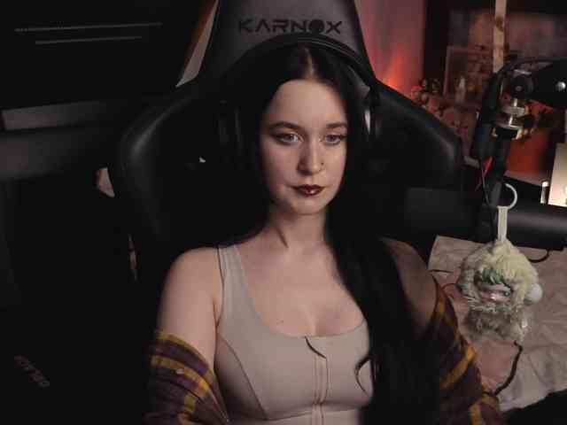 Модель: Kira_Li_Lime