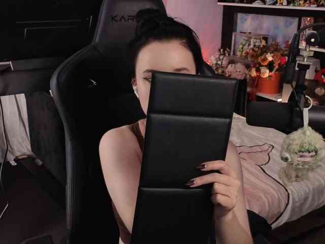Kira_Li_Lime webcam