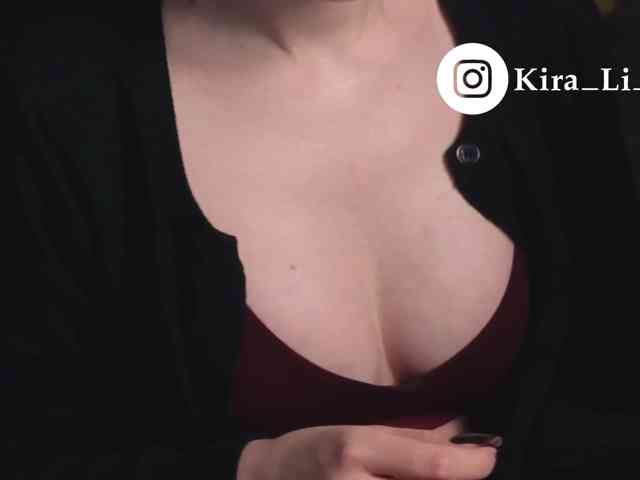 Model: Kira_Li_Lime