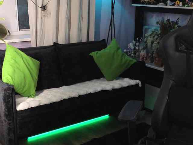 Kira_Li_Lime webcam