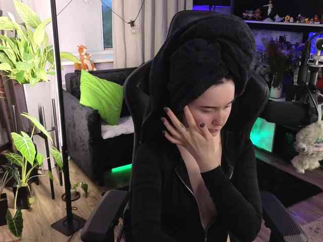 Kira_Li_Lime webcam