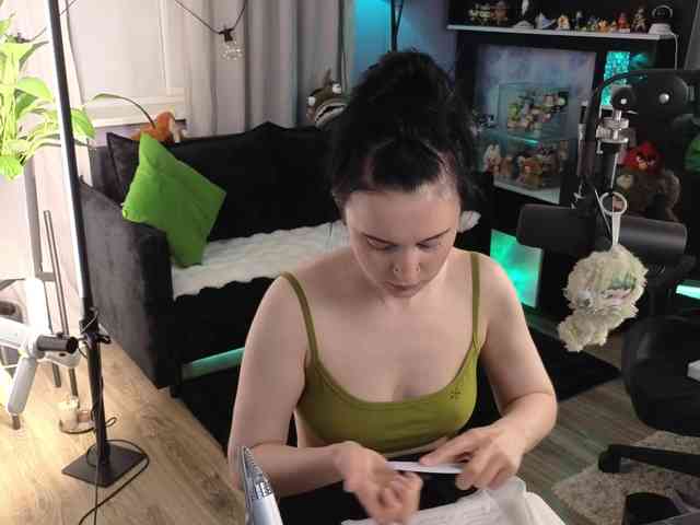 Kira_Li_Lime