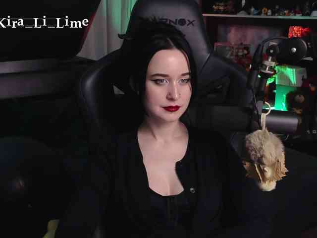 Модель: Kira_Li_Lime