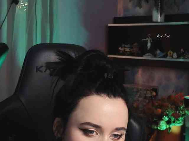 Kira_Li_Lime