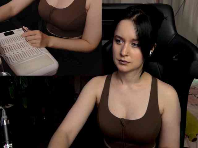 Kira_Li_Lime webcam