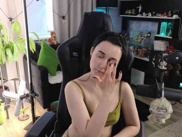 Kira_Li_Lime webcam