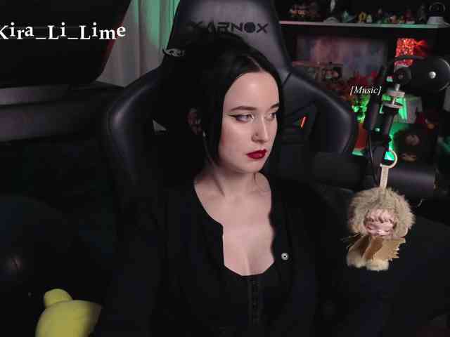 Модель: Kira_Li_Lime