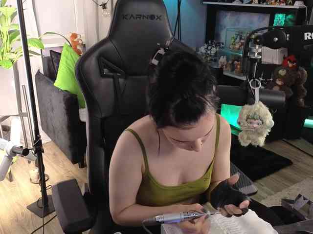 Kira_Li_Lime