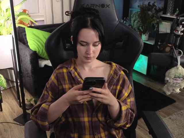 Kira_Li_Lime webcam