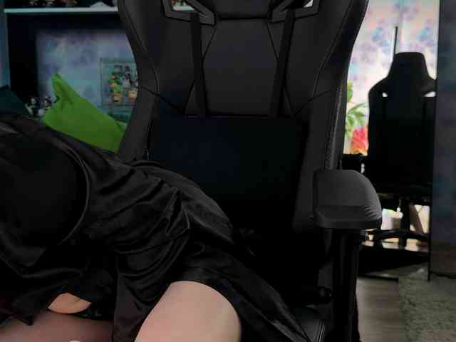 Kira_Li_Lime webcam