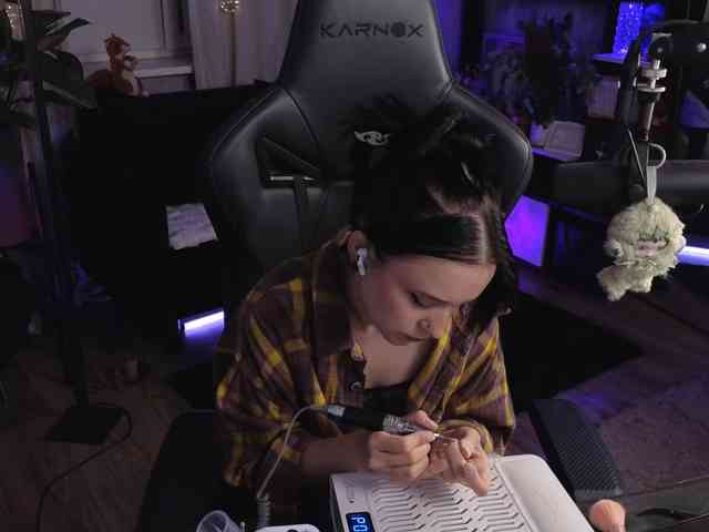 Kira_Li_Lime webcam