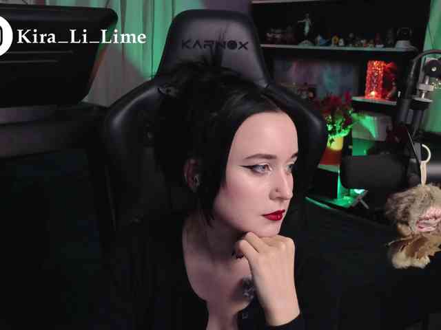 Модель: Kira_Li_Lime