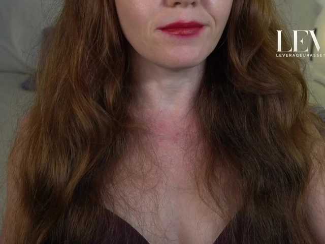 levurassets live cam on BongaCams