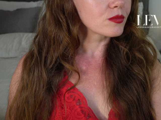 levurassets live cam on BongaCams