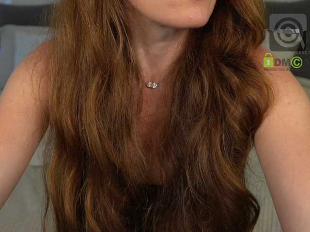 levurassets live cam on BongaCams