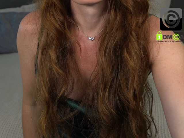 levurassets live cam on BongaCams