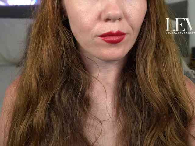 LeverageURAssets webcam