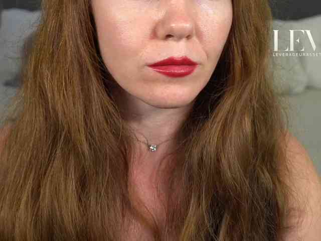 LeverageURAssets webcam