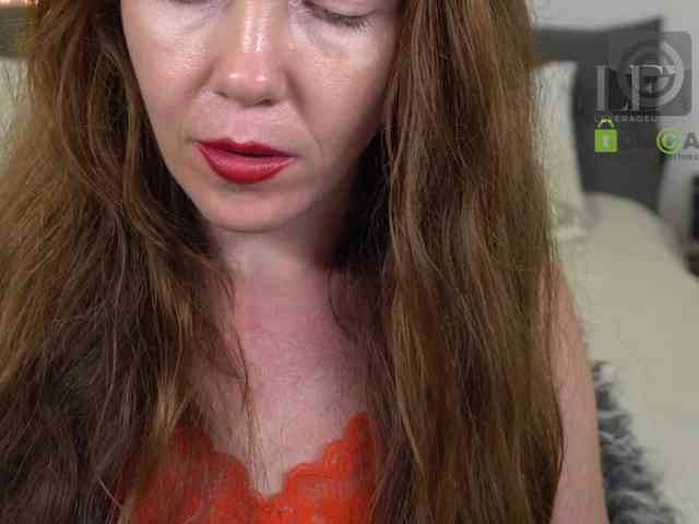 LeverageURAssets webcam