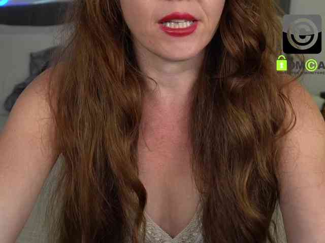 LeverageURAssets webcam
