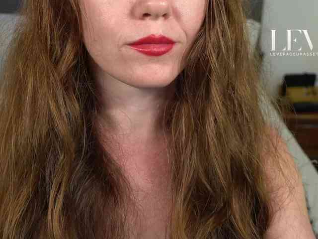 LeverageURAssets webcam