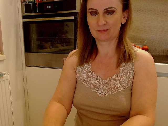 JacquiGray live cam on BongaCams