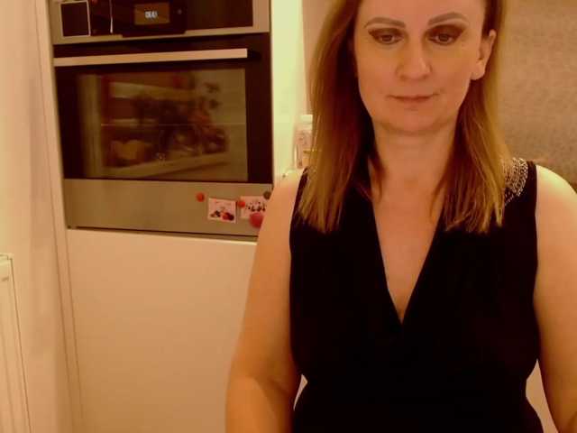 JacquiGray live cam on BongaCams
