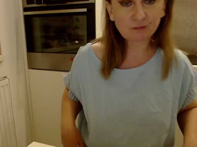 JacquiGray live cam preview