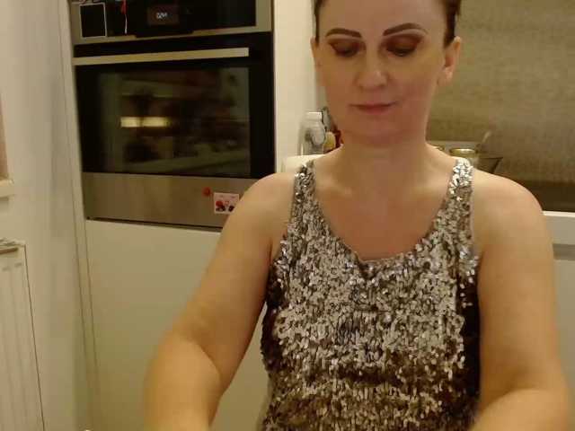 JacquiGray live cam preview