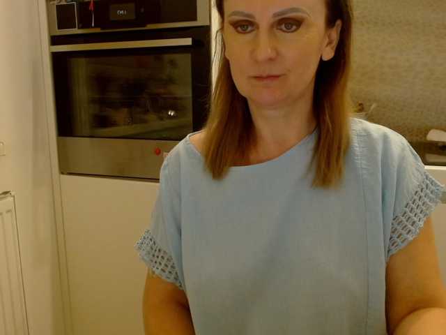 JacquiGray live cam preview