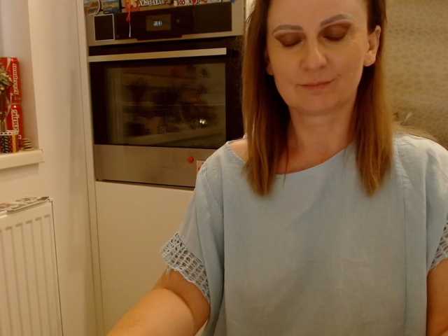 JacquiGray live cam preview