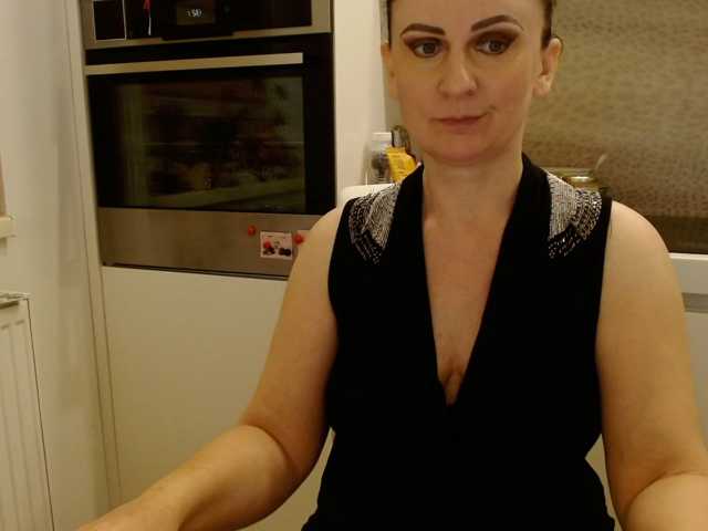 JacquiGray live cam preview