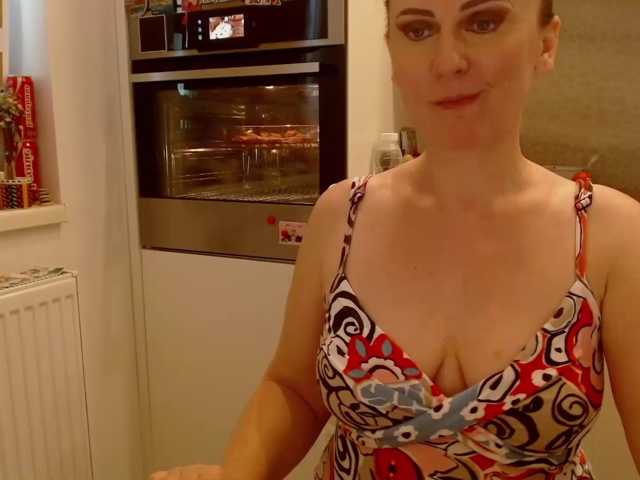 JacquiGray live cam preview