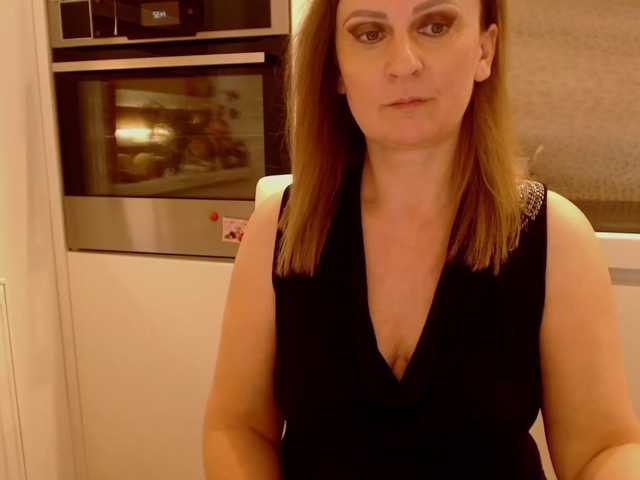 JacquiGray live cam on BongaCams