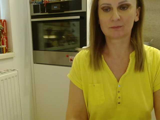 JacquiGray live cam preview