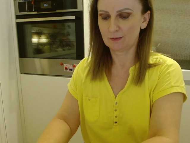 JacquiGray live cam preview