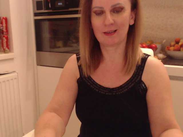 JacquiGray live cam on BongaCams