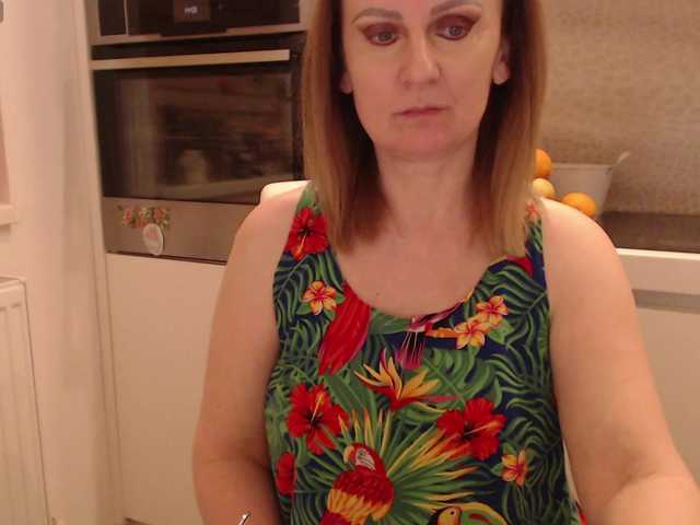 JacquiGray's BongaCams show and profile