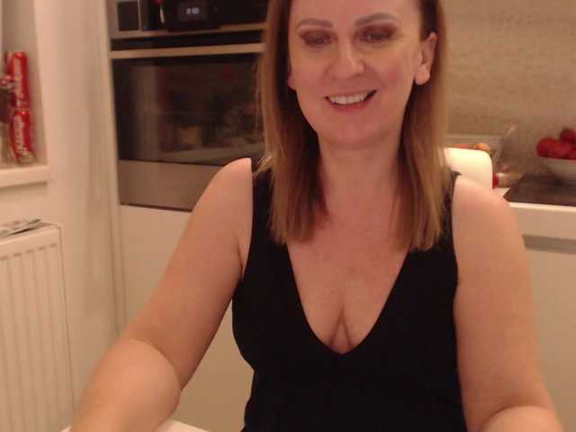 JacquiGray live cam on BongaCams