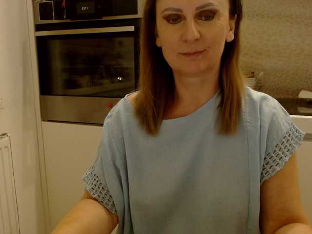 JacquiGray live cam preview