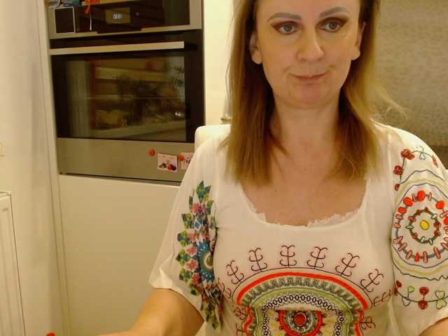 JacquiGray live cam on BongaCams