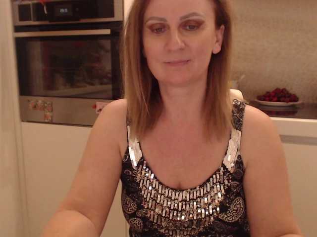 JacquiGray live cam on BongaCams