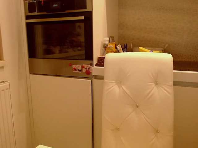 JacquiGray live cam preview