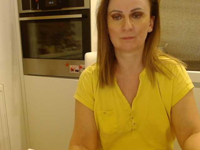 JacquiGray live cam preview