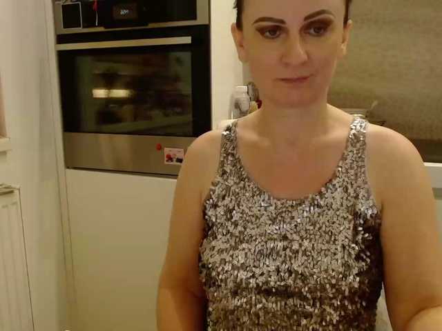 JacquiGray live cam preview