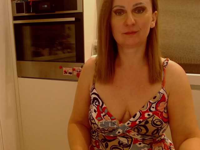 JacquiGray live cam on BongaCams