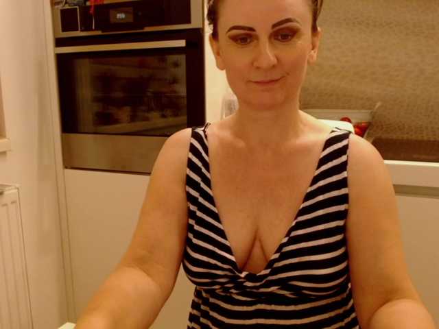 JacquiGray live cam on BongaCams