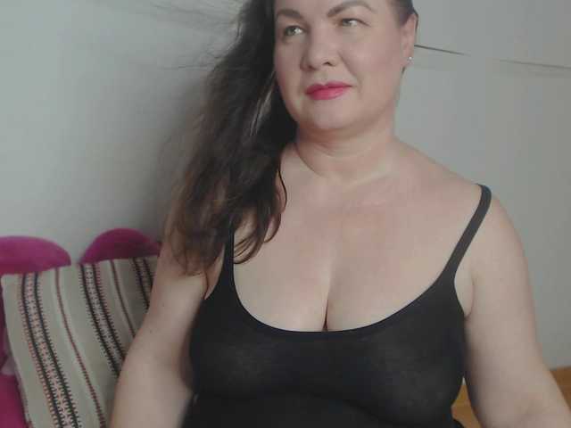 Lady-Adrianna