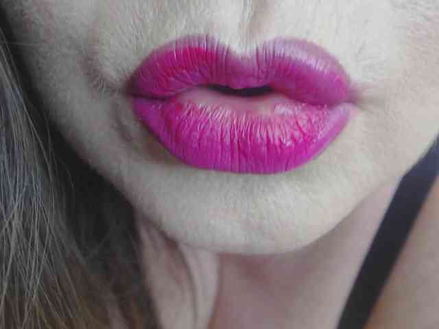 Lady-Adrianna Lady-Adrianna
